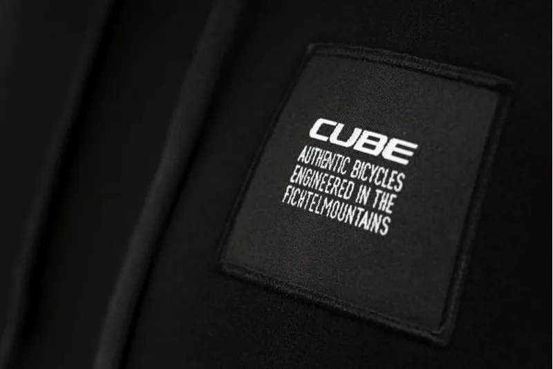 Cube Organic Hoodie in Black-3